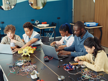 Webinar “Diversity in STEM: Expose Students to Future Career Possibilities From Your Classroom”