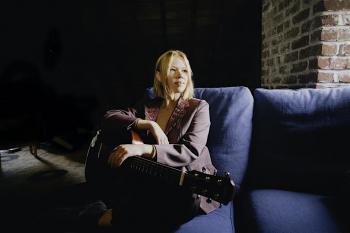Filmed Performance: Live country&nbsp;&mdash; Kacie Hill