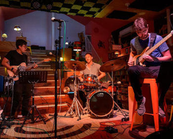 Interactive Live Music and Jam Session