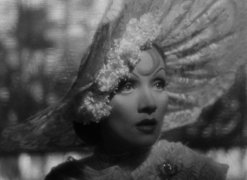 Reel to&nbsp;Read Movies &ldquo;The Devil is&nbsp;a&nbsp;Woman&rdquo; (1935)