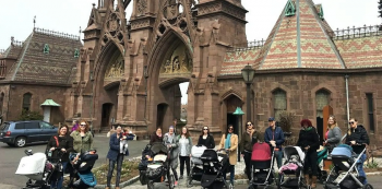 Green-Wood on&nbsp;Wheels: Stroller-Friendly Tour